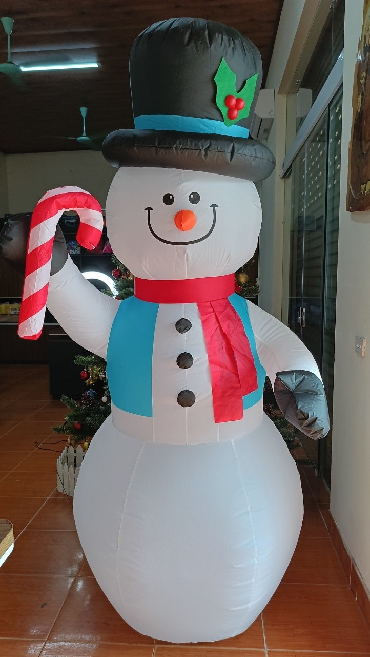 OEM ODM Manufacture in Vietnam 7ft Snowman Christmas advertising inflatable  cute reindeer Christmas inflatable yard decoration