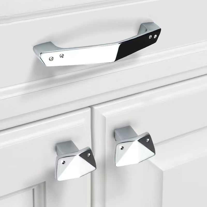 Brushed Nickel Wardrobe Knob And Handle Kitchen Decorative Hardware Sliver Cabinet Pull And Single Hole For Door