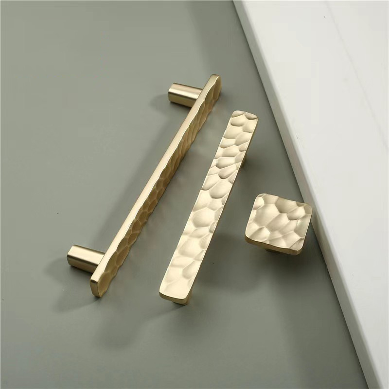 Dynamics Luxury Style Like hammer hit Rough surface Brass Furniture Handles knurled knobs with Gold color