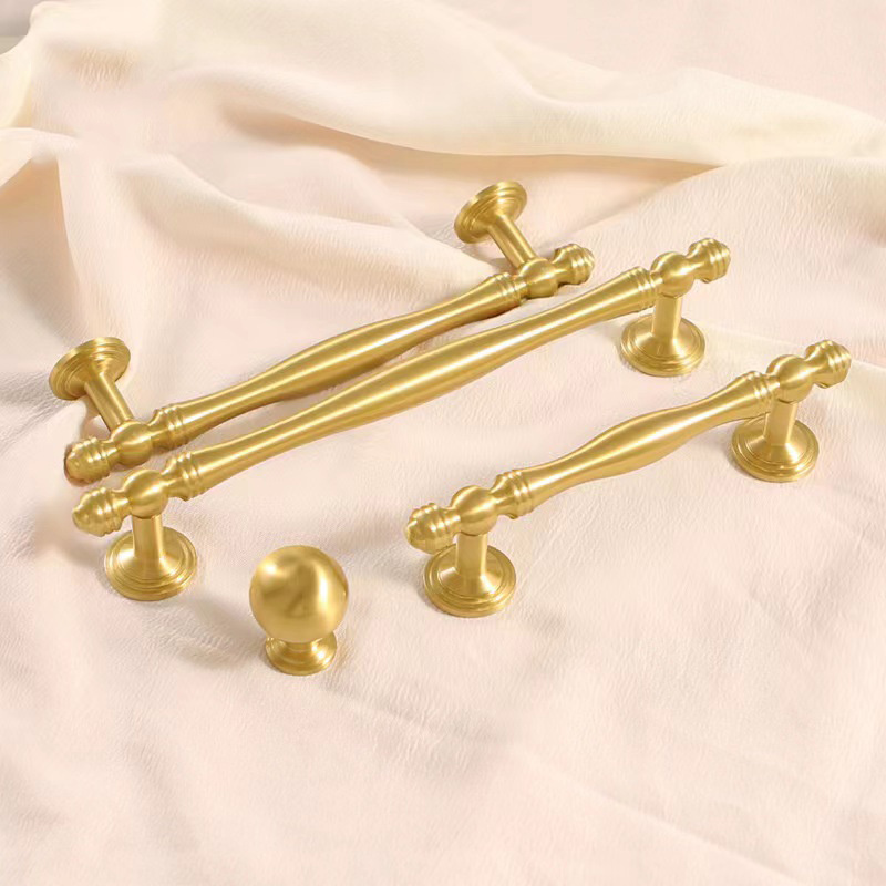 Luxury Court style furniture hardware Golden Fusiform Brass cabinet handle furniture handle pull bars for drawer wardrobe closet