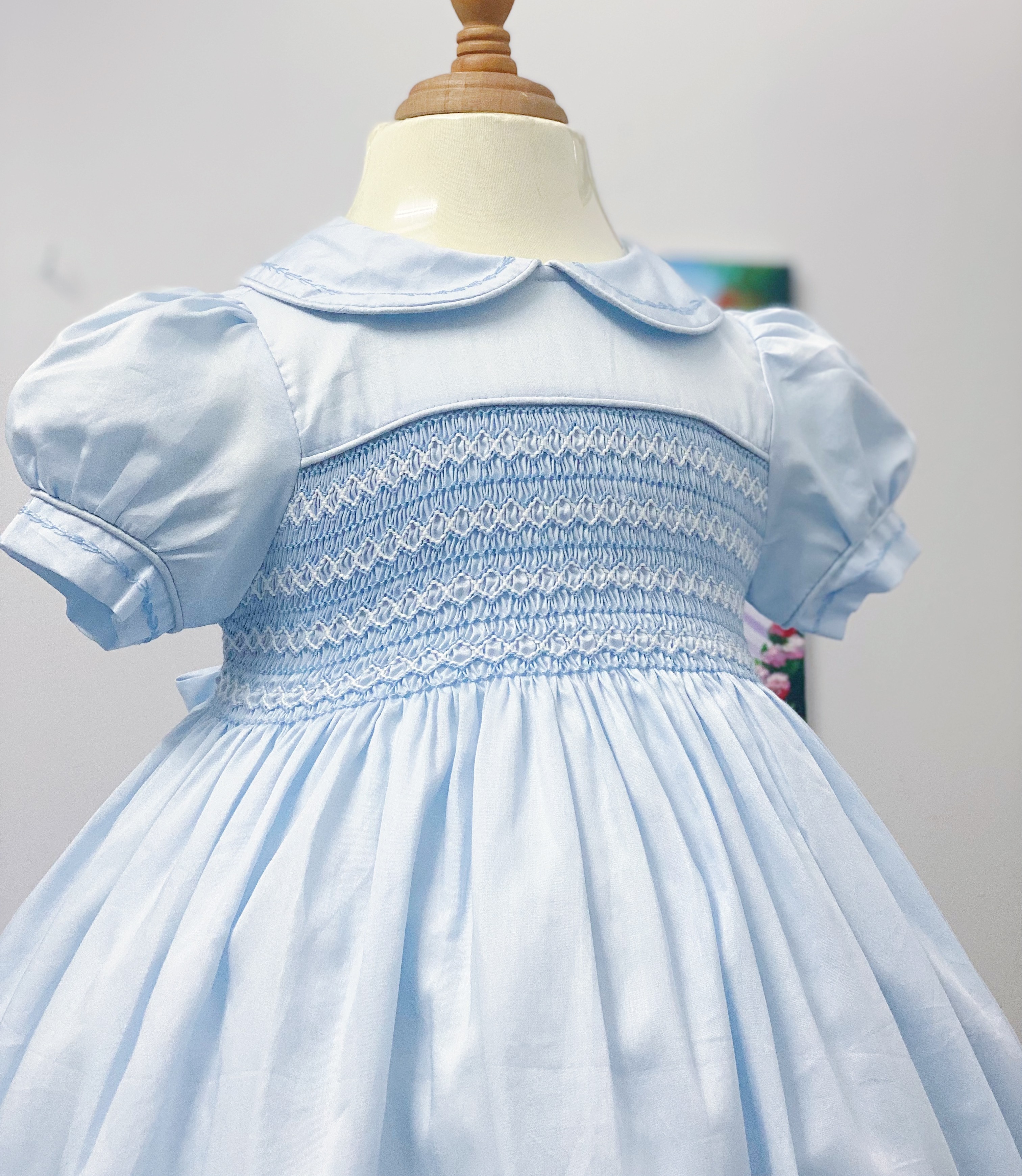 New summer collection handmade smocked dress Children dress/ Spanish dress/ Princess baby girl dress hot sale 2024