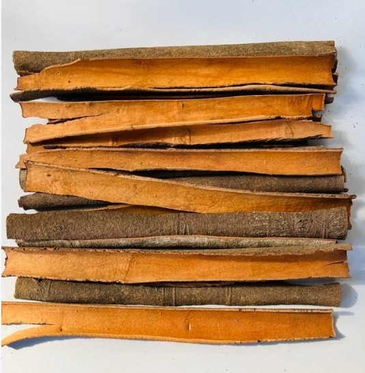 Competitive price Split cassia cinnamon No fungus, yellowish color Customized Dried Spices Cassia Cinnamon Sticks