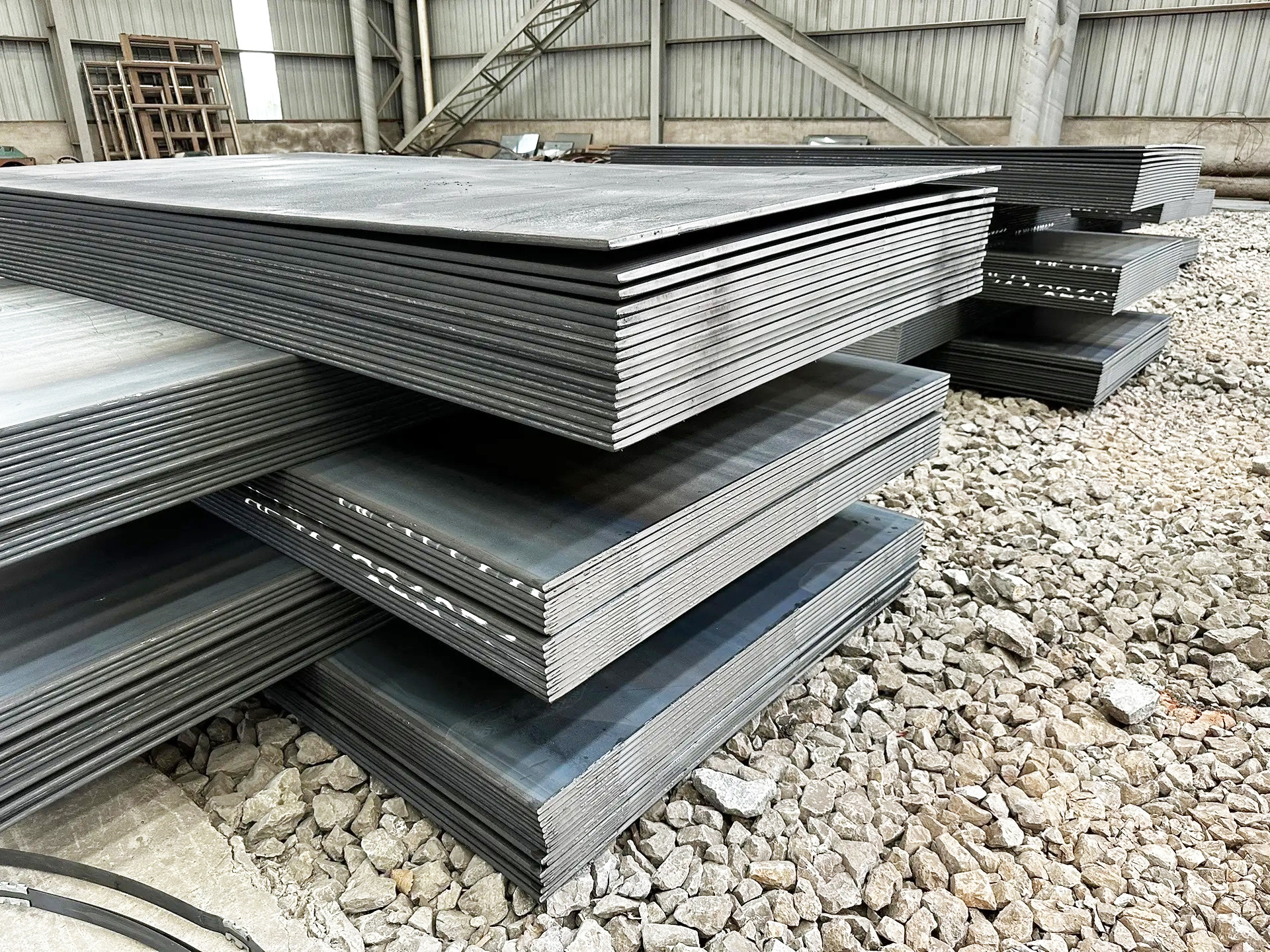 China manufacture Hot Sales Astm A36 SS400 Q235 Q345 Q355 S235 S275 S355 1075 Carbon Steel Sheet Low Price Carbon Steel Plate