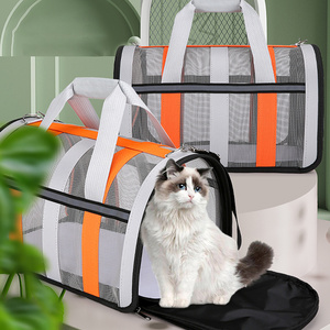 Pet Carrier Bagpack Travel Bag Pet Carrying Bag Design Dog Cat Transport Breathable Folding Pet Cages