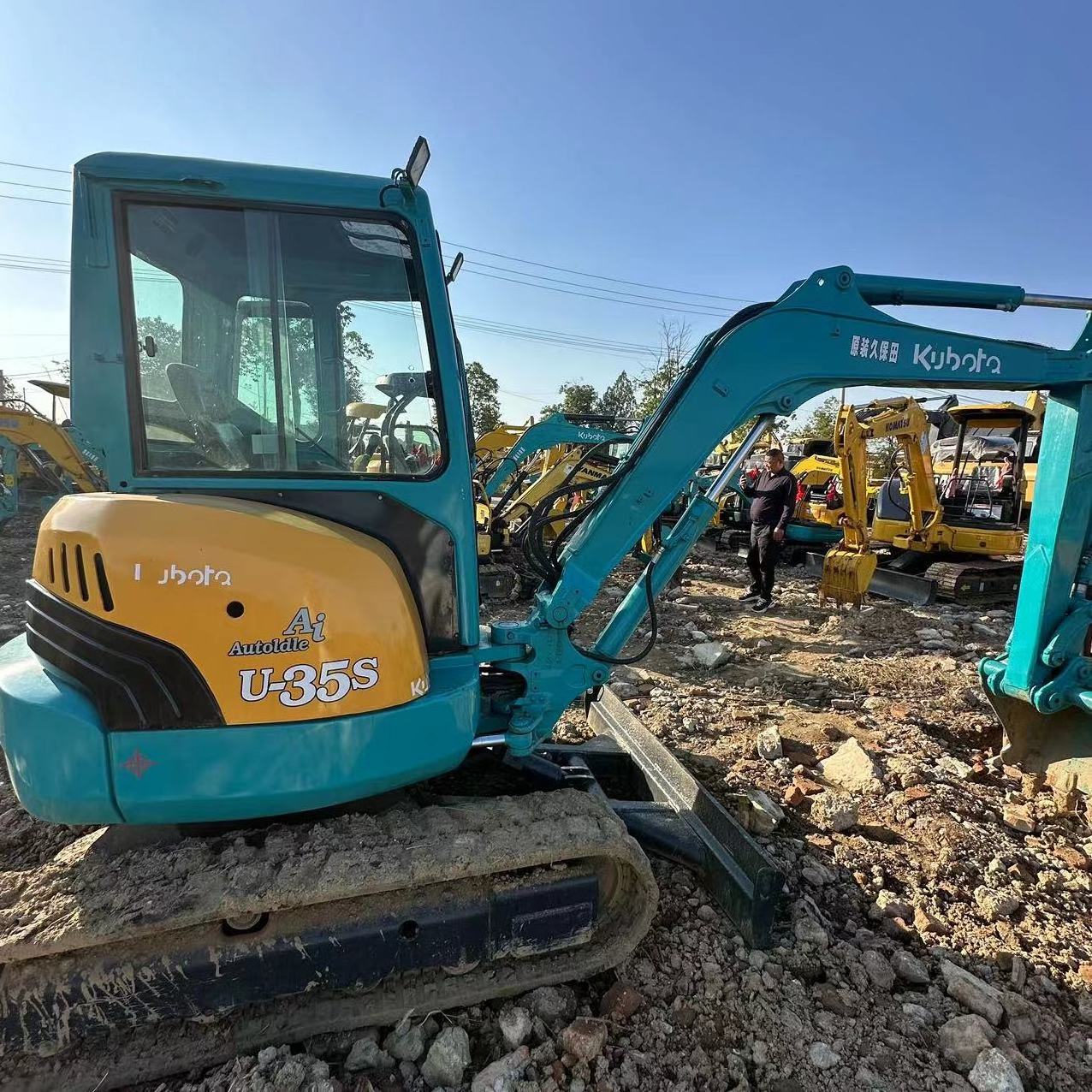 Wonderful quality 95% new used nearly new Japan Kubota u35 excavators with low working hours U15/U20/kx165 on hot sale