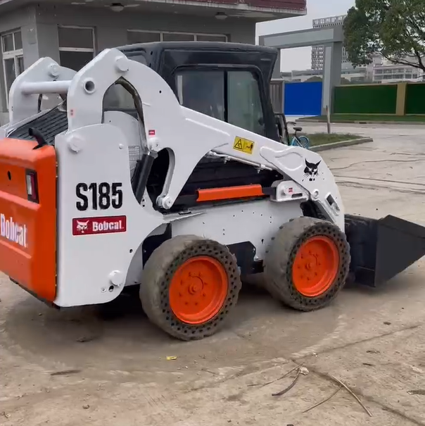 Used Powerful Performance Bobcat S185 S300 S70 mini Skid Steer Loader With Shovel Bucket