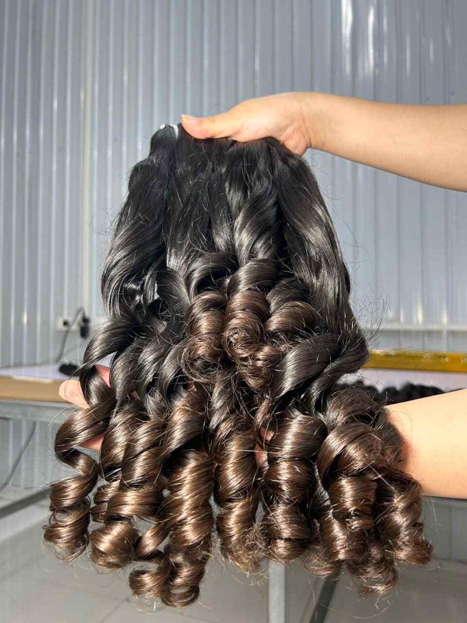 Big Christmas sale bouncy curly hair bundles machine genius weft hair extensions wholesale virgin raw Vietnamese human hai