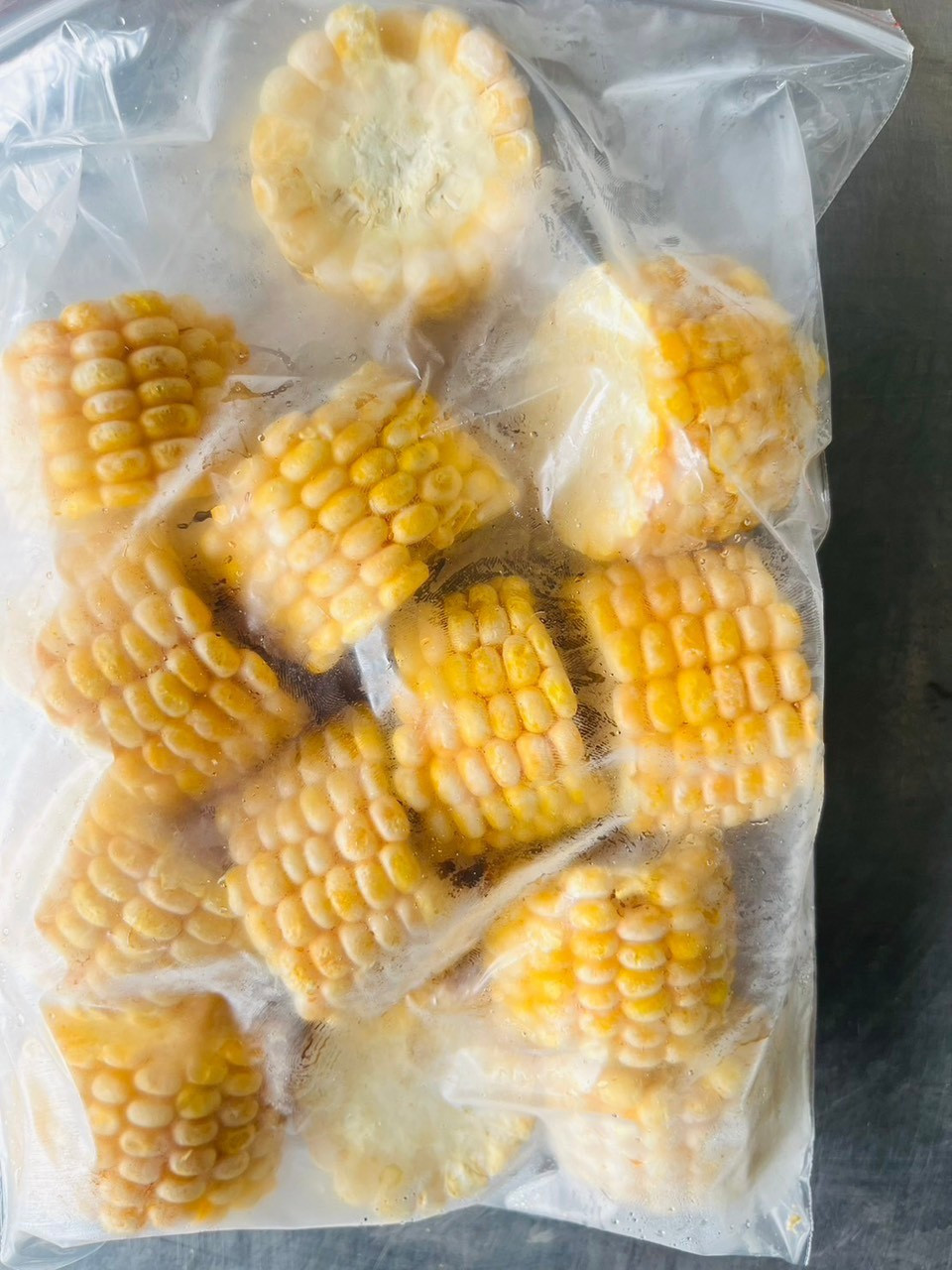 High quality and best price IQF Frozen Sweet corn baby corn canned frozen baby corn From Vietnam wholesale for Foods Cuisine