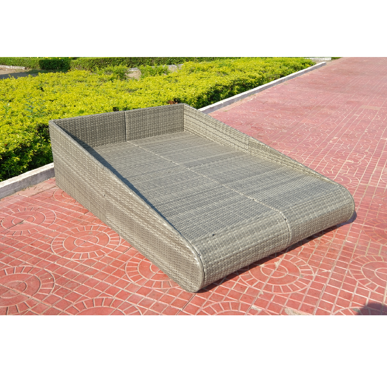 100% Eco-friendly  Sunbed Sofa With Size 200x142x59cm Made By Rattan For Indoor/ Outdoor Furniture