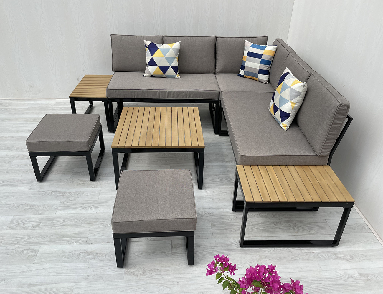 Luxury Modern furniture garden sofa set patio hotel Villia poolside L sectional sofa with Acacia wood and cushion