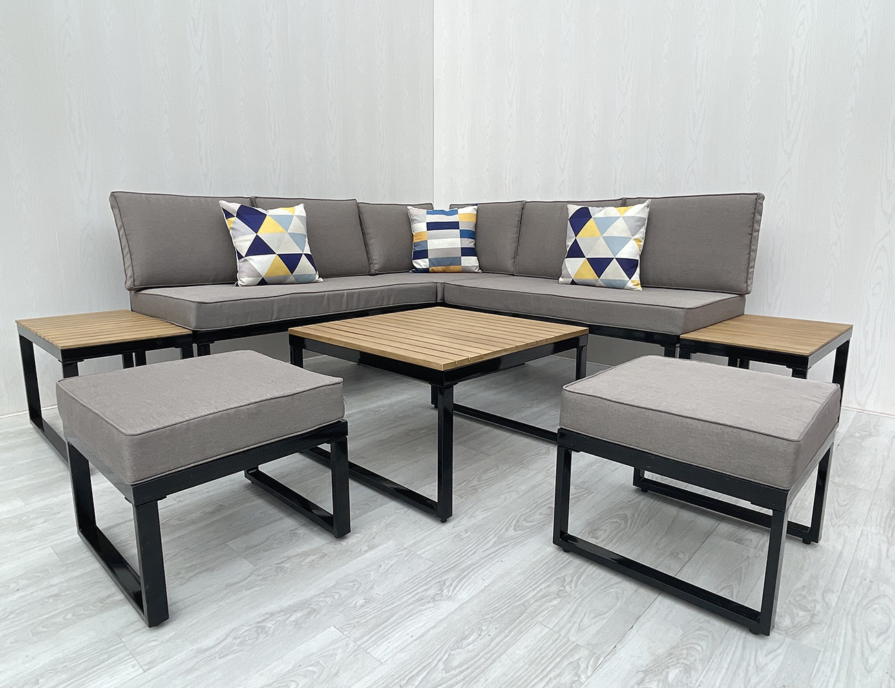 Luxury Modern furniture garden sofa set patio hotel Villia poolside L sectional sofa with Acacia wood and cushion