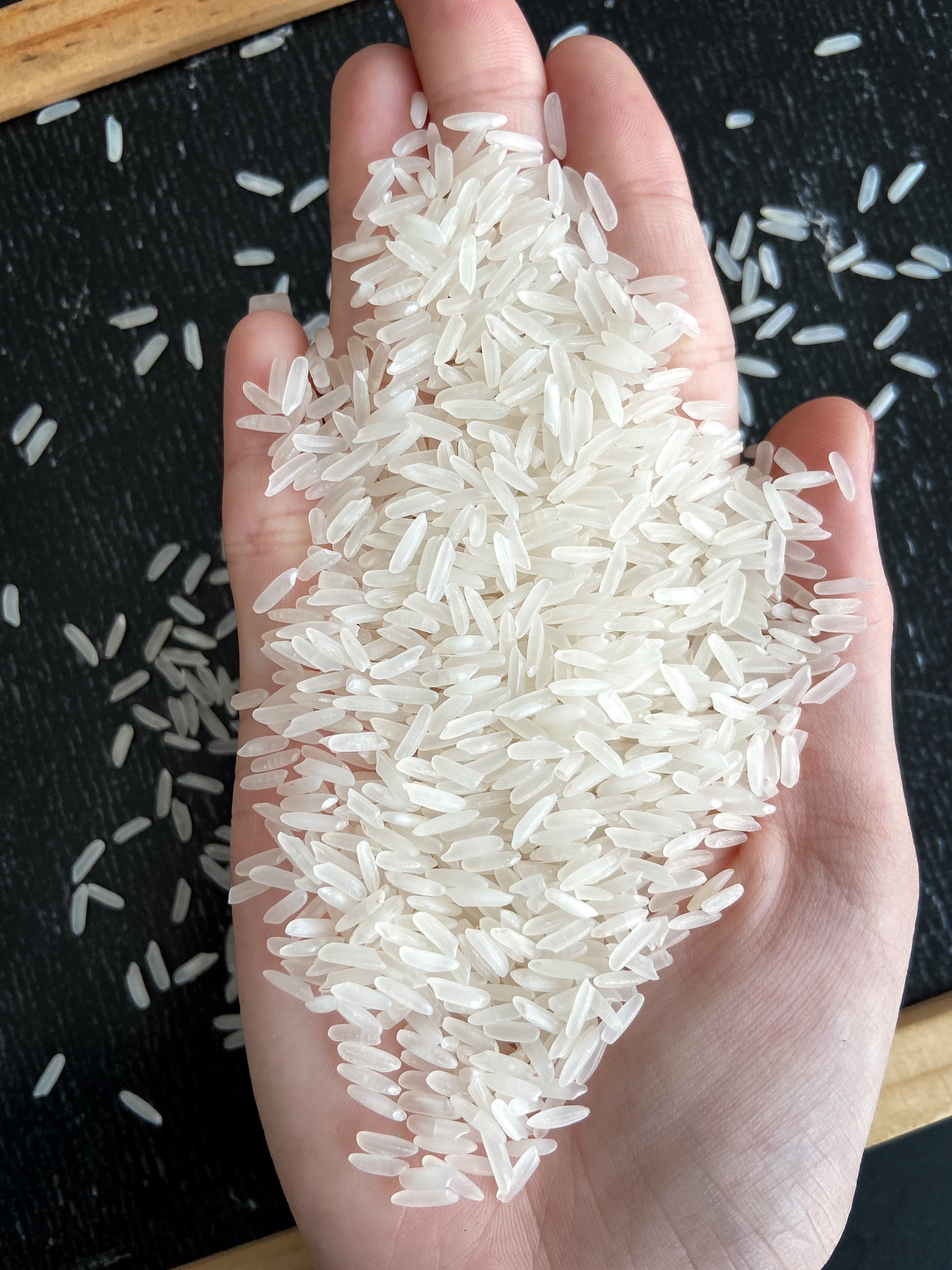 Royal Rice Riz Vietnamese Long Grain White Rice, Short Round Riz, Rice Exporter Orgarnic Rice Gluten Free|WS84916062898 Lindsie