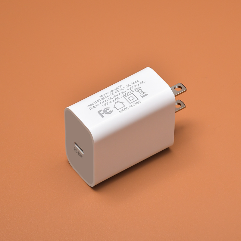 PD45W Fast Charging Head 5V/2A Input Supports Mobile Phone Charging Super Safe and Faster Charger