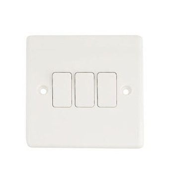 Customized Factory British Standard Wall Switch And Socket Push Button Door Bell White Panel 10a Switch Outlet For Home