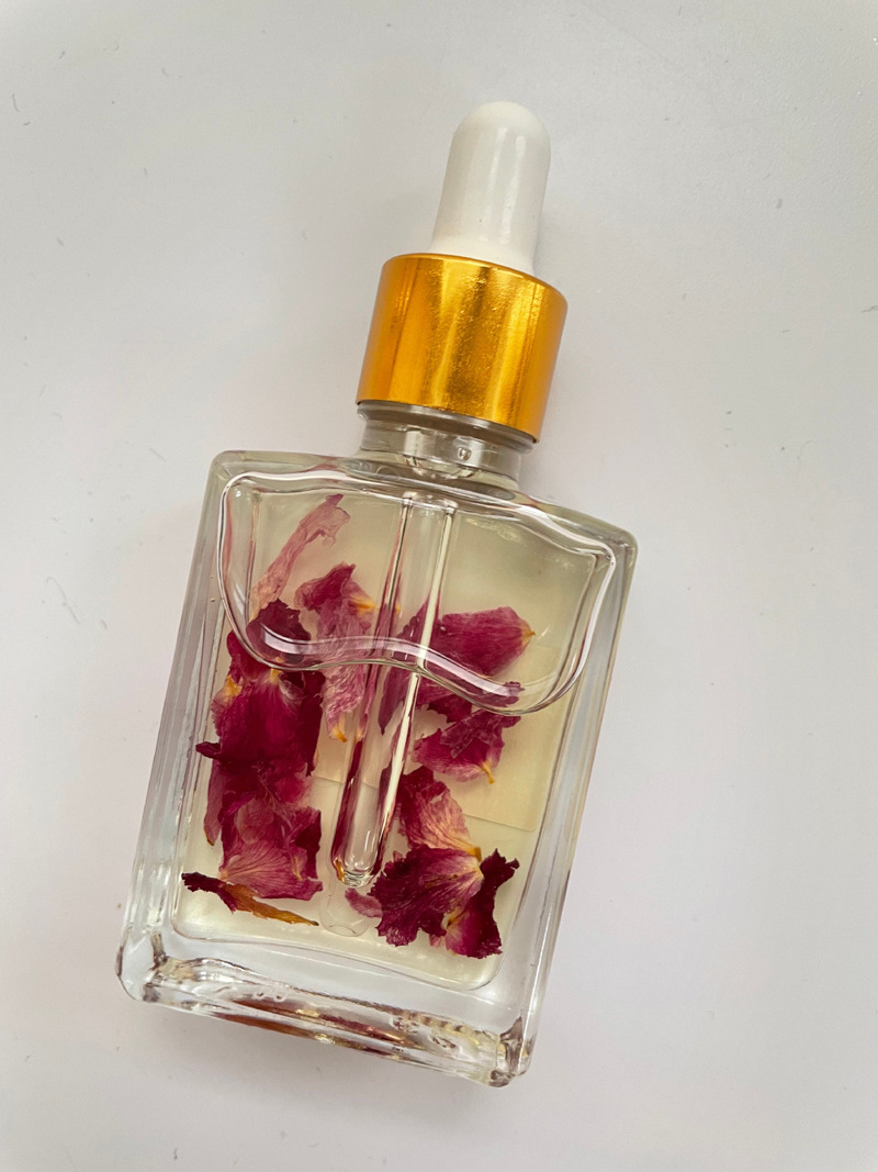 Natural Rose Face Oil with Petals Moisturizing Skin Whitening Facial Oils Custom Private Label Essential Oil(New)