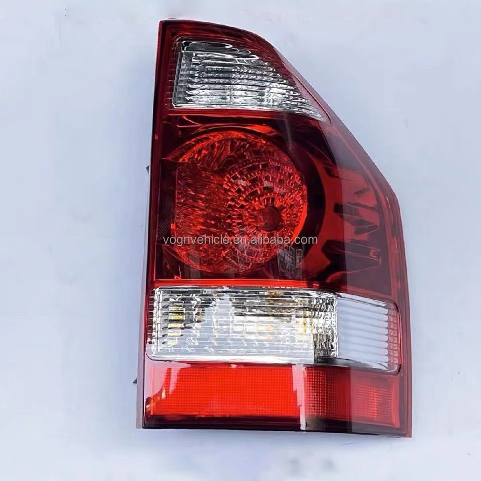 MR548043 Car Body Parts tail lamp tail lights stop brake light for MITSUBISHI Pajero Montero V73 2002 2003 2004 2005 2006