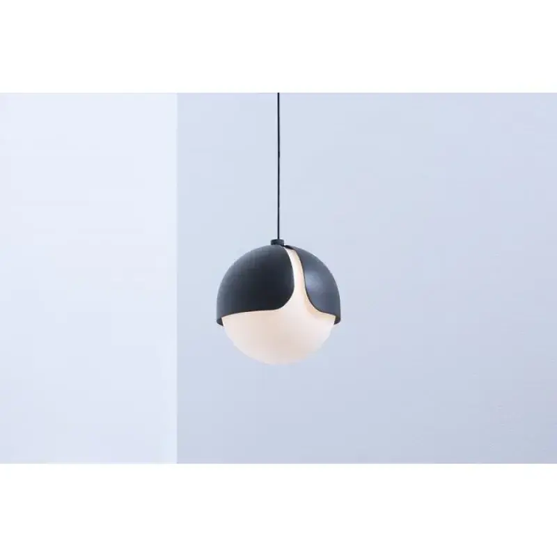 Metal LED pendant Lighting Interior Hanging Lights Modern Pendant Lamp Glass Ball Living Room Fixtures