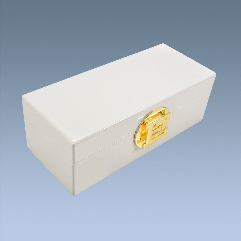 Custom High Glossy Luxury White Lacquer Wooden Packaging Box