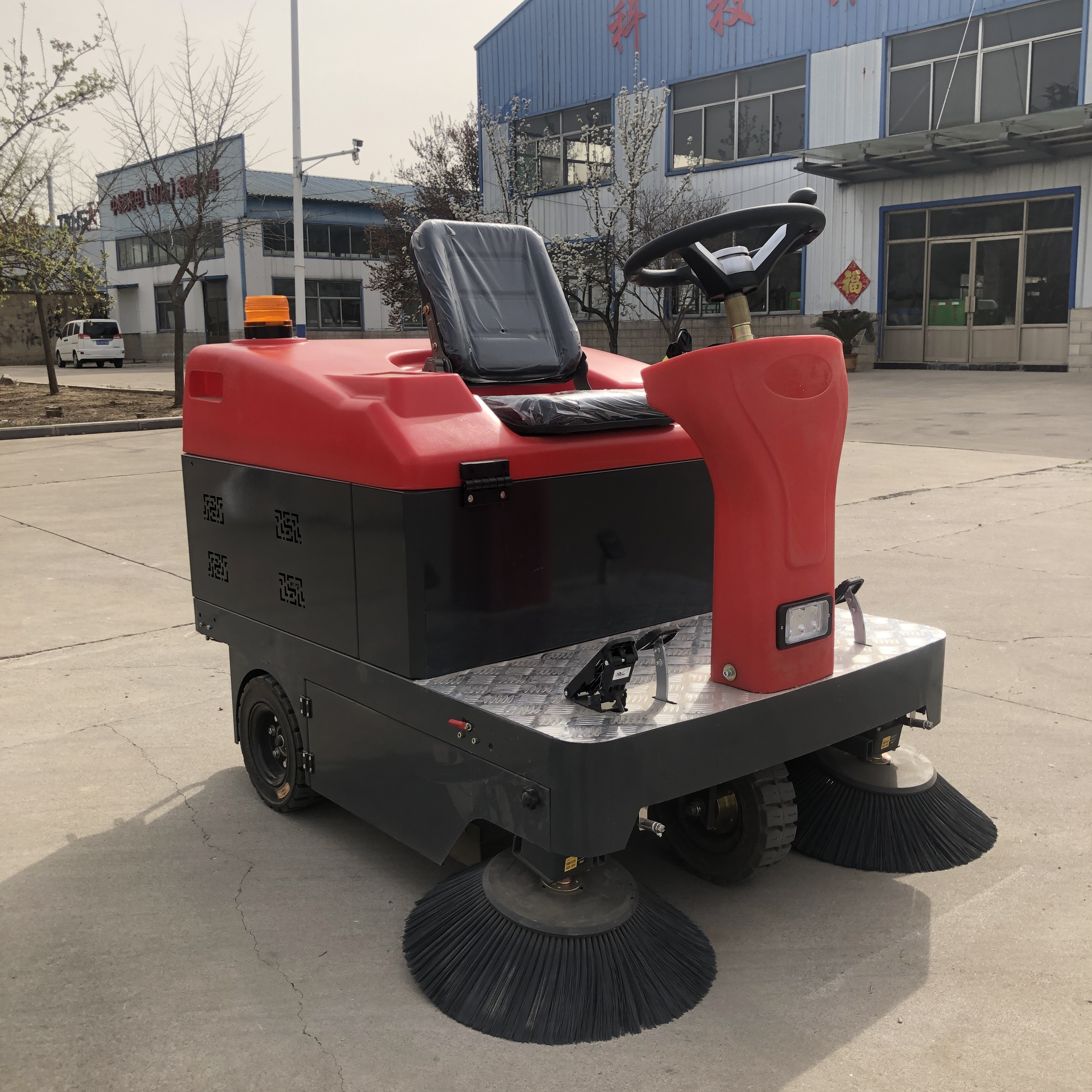 Small electric street sweeper high power environmentally friendly low noise road sweeper