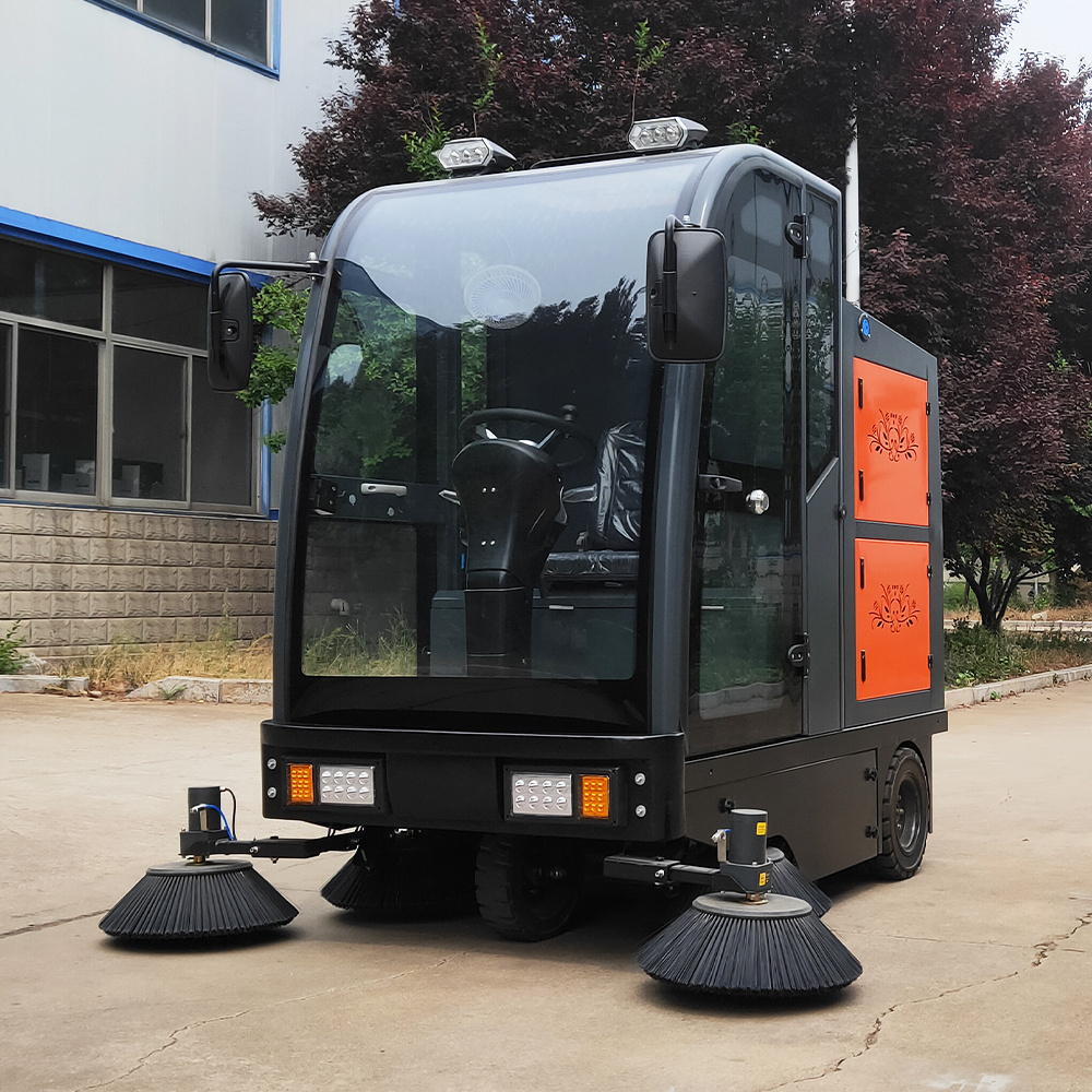 VOL-2100 Electronic Industry Four Wheel Steering Road Sweeper Cleaning Machine Tractor Mounted Road Sweeper