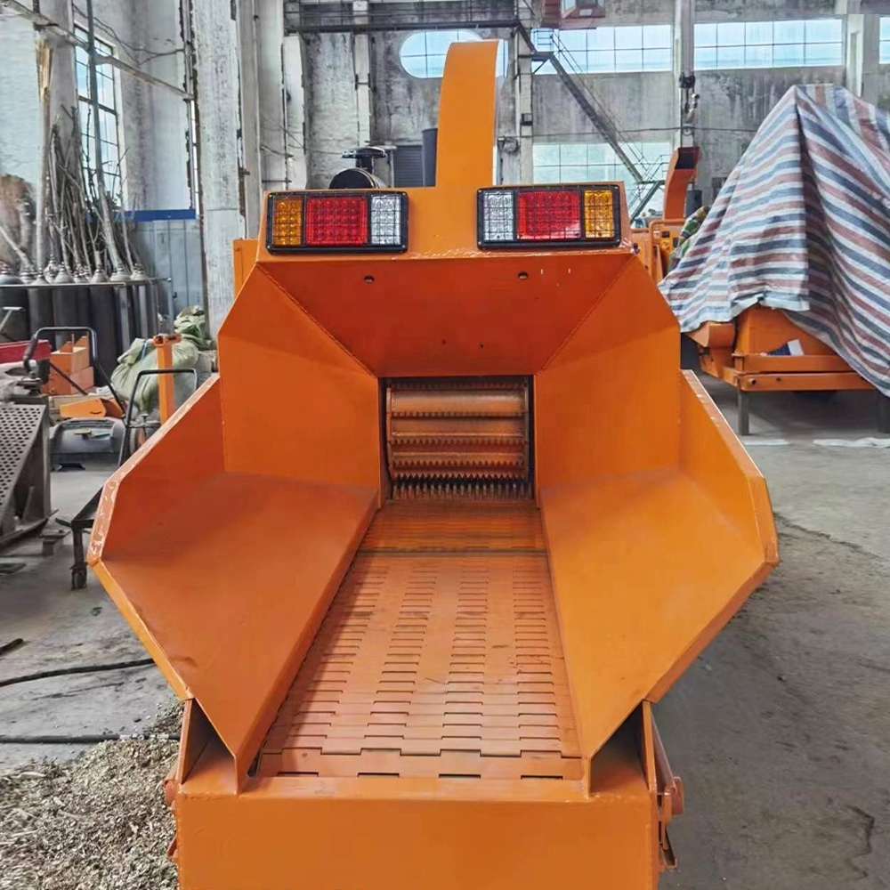 VOL-6145 Mobile integrated diesel wood chipper wood shredder chipper for industrial