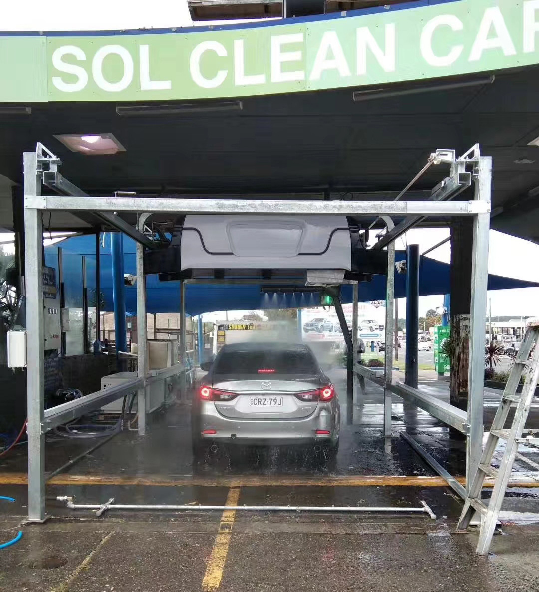 Fully Automated Car Washing Machine with Stainless FrameAutomatic Tunnel Car Wash with Belt Conveyor for Auto Detailing