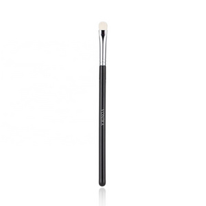 Vonira VHQ-138 Flat Medium Eye Shadow Eye Shader Brush With Silver Copper Ferrule Black Handle Custom Private Label Service