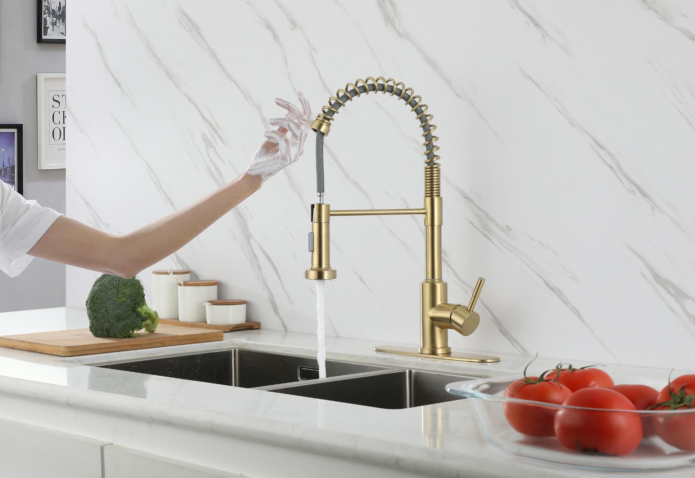 Modern 304 Stainless Steel Kitchen Sink Brushed Gold Pull Down Faucet Smart Touch Sensor Matte Black Kitchen Faucet