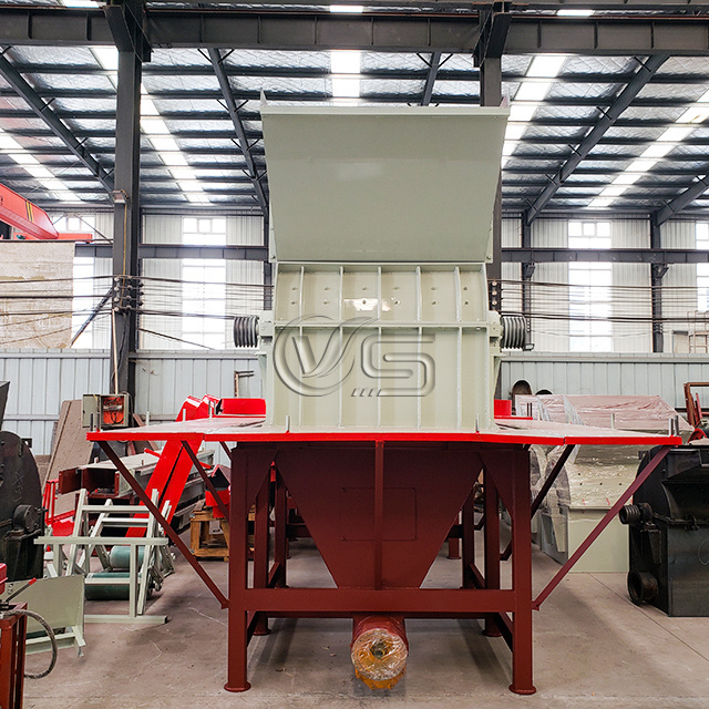 The wood crusher PTO driven sawdust shredder wood crusher wood chip pulverizer on sale