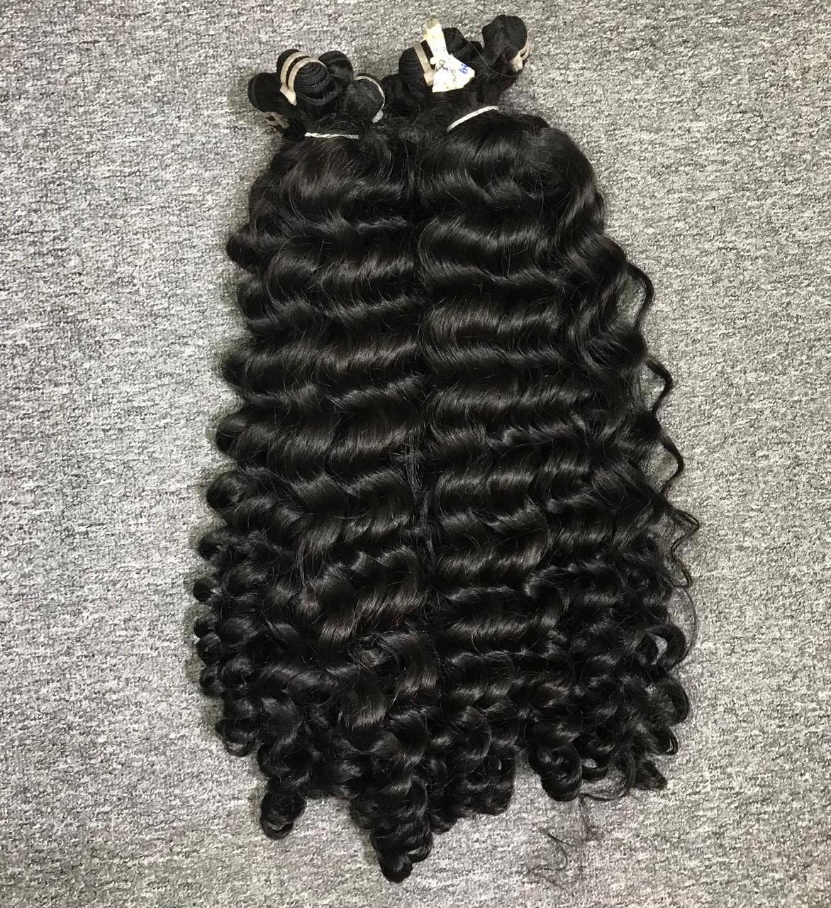 Wholesale Unprocessed Raw Curly Human Hair Bundles Cuticle Aligned Eurasian Curly raw hair bundles Hair Extensions