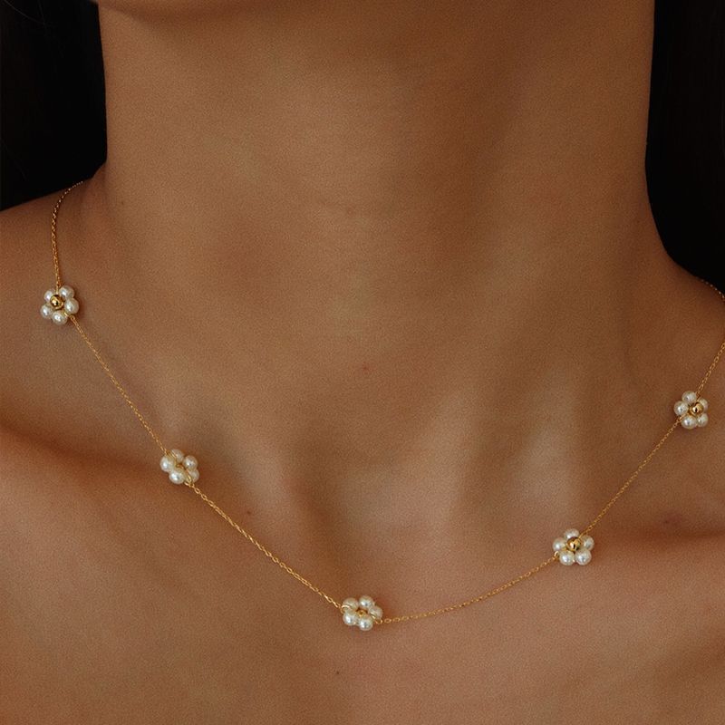 NUORO Elegant14K Gold Filled White Pearl Bead Daisy Flower Choker Necklace For Women Handmade Pearls Flower Necklace