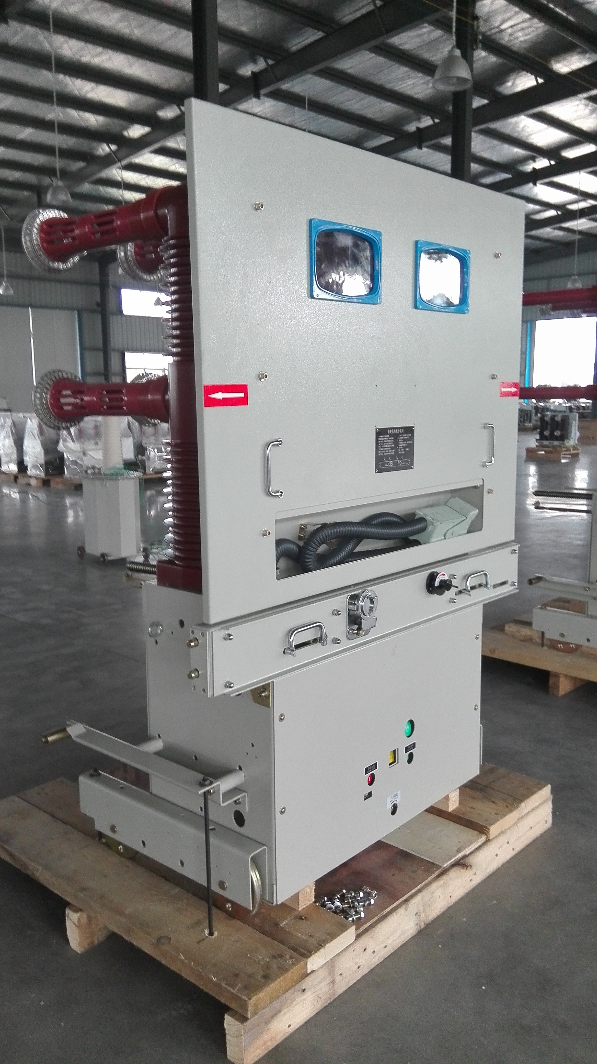 Vacuum circuit breaker 33Kv/35Kv/40.5KV Solid-closure structure