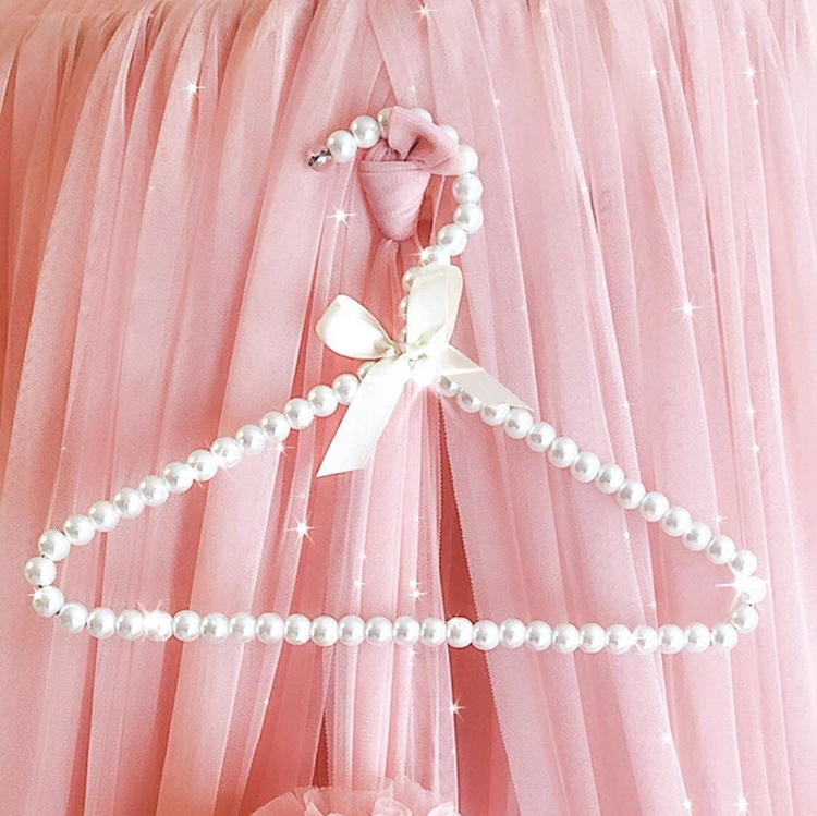 Wholesale Luxurly Women Plastic Antislip  Pearl Beaded Clothes Hanger For Children Baby kid Shop