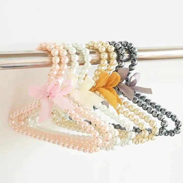 Wholesale Luxurly Women Plastic Antislip  Pearl Beaded Clothes Hanger For Children Baby kid Shop