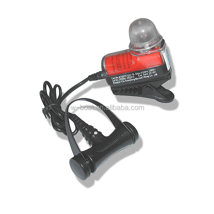 The factory provides orange SOLAS standard strobe rescue lights and water emergency rescue lights