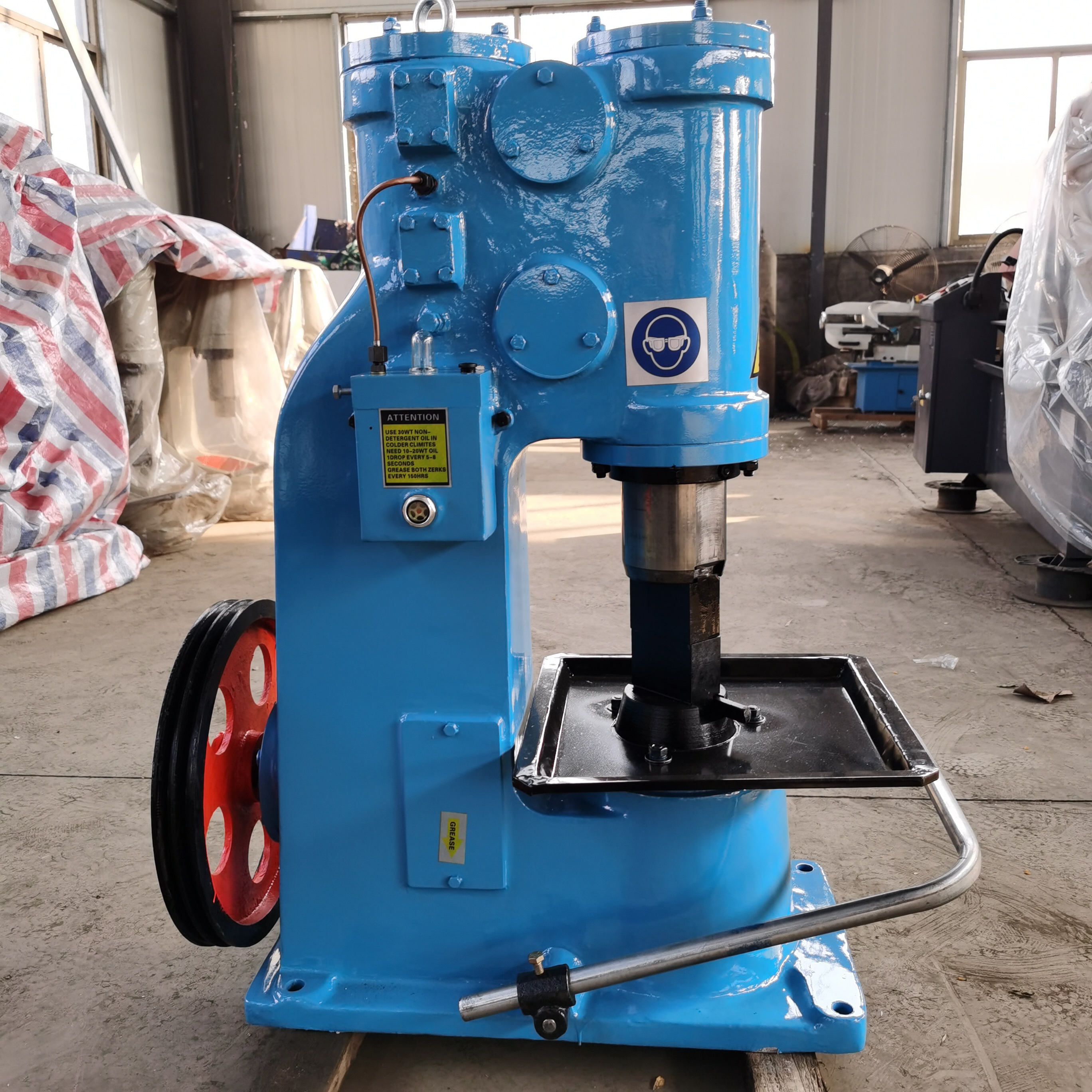 Hot sale c41-25kg pneumatic power forge hammer cold forging machine price