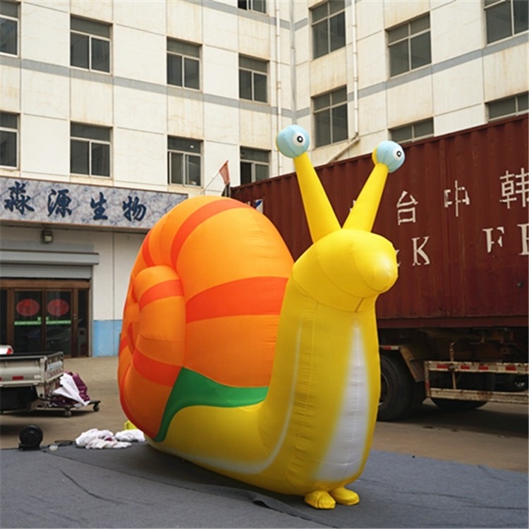 Event Parade decoration Inflatable Snail Costume Customized Giant Walking Inflatable Snail Cartoon for cityparade props