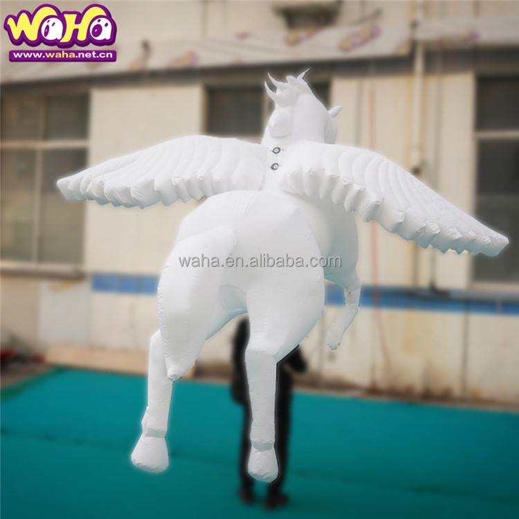 Giant flying inflatable jumping horse with wings for outdoor advertising event party show