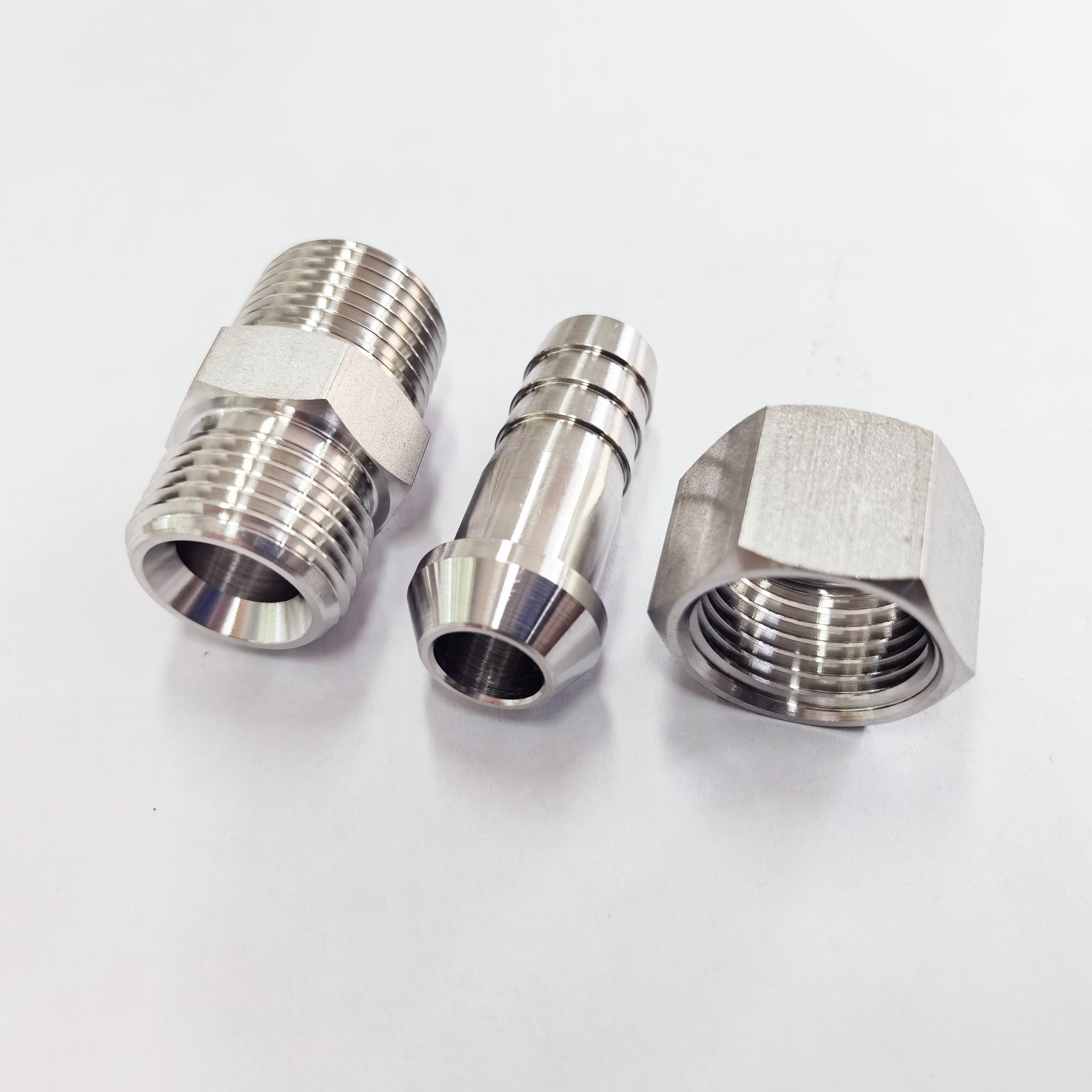 Wholesale High Quality Customizable Stainless Steel NPT Tube Union Thread Adapters 1/2 Barb to 1/2 NPT Connector Fitting