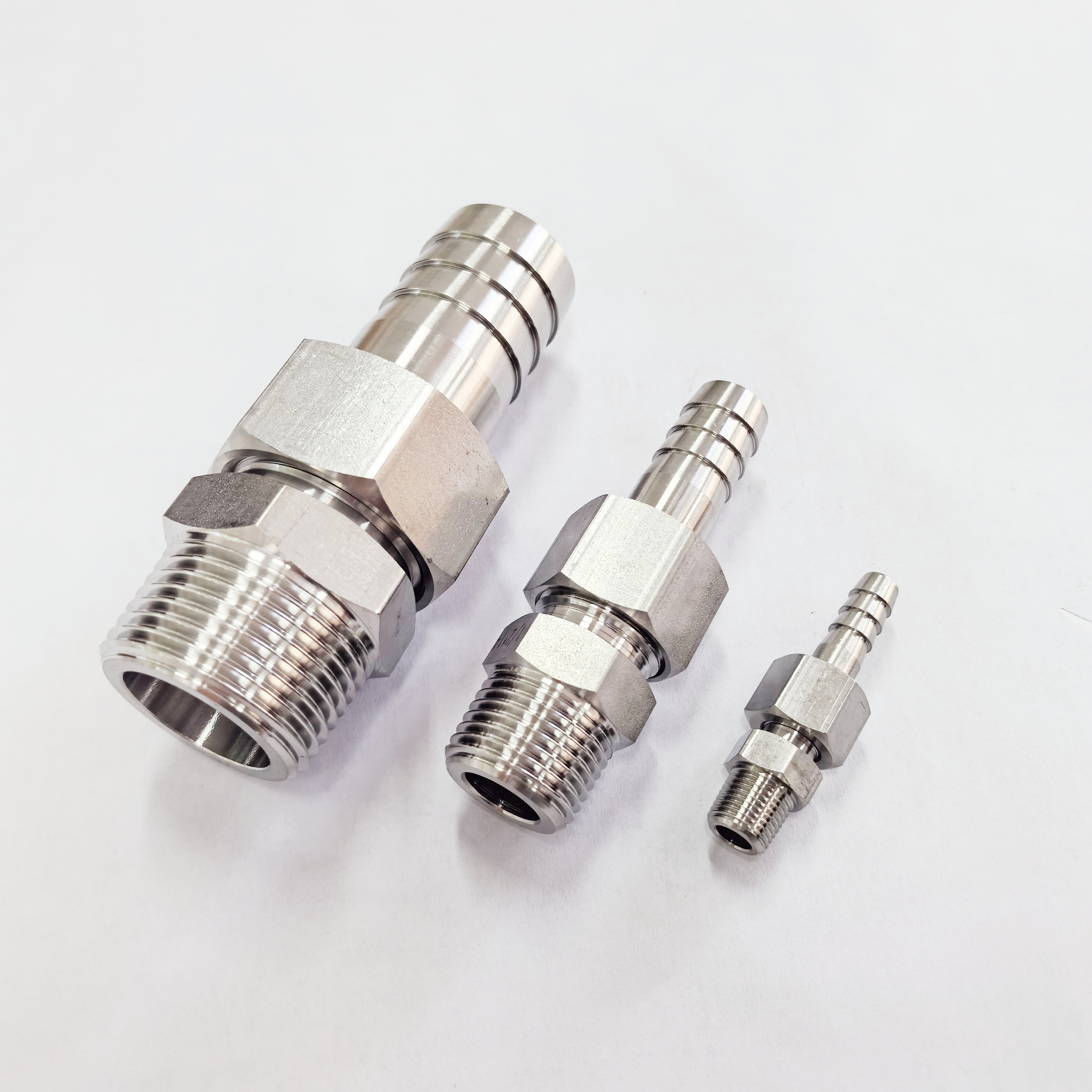 Wholesale High Quality Customizable Stainless Steel NPT Tube Union Thread Adapters 1/2 Barb to 1/2 NPT Connector Fitting