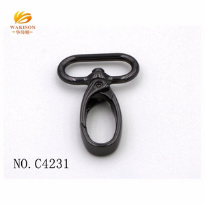 Alibaba certified manufacturer making hardware fashion bag snap hook