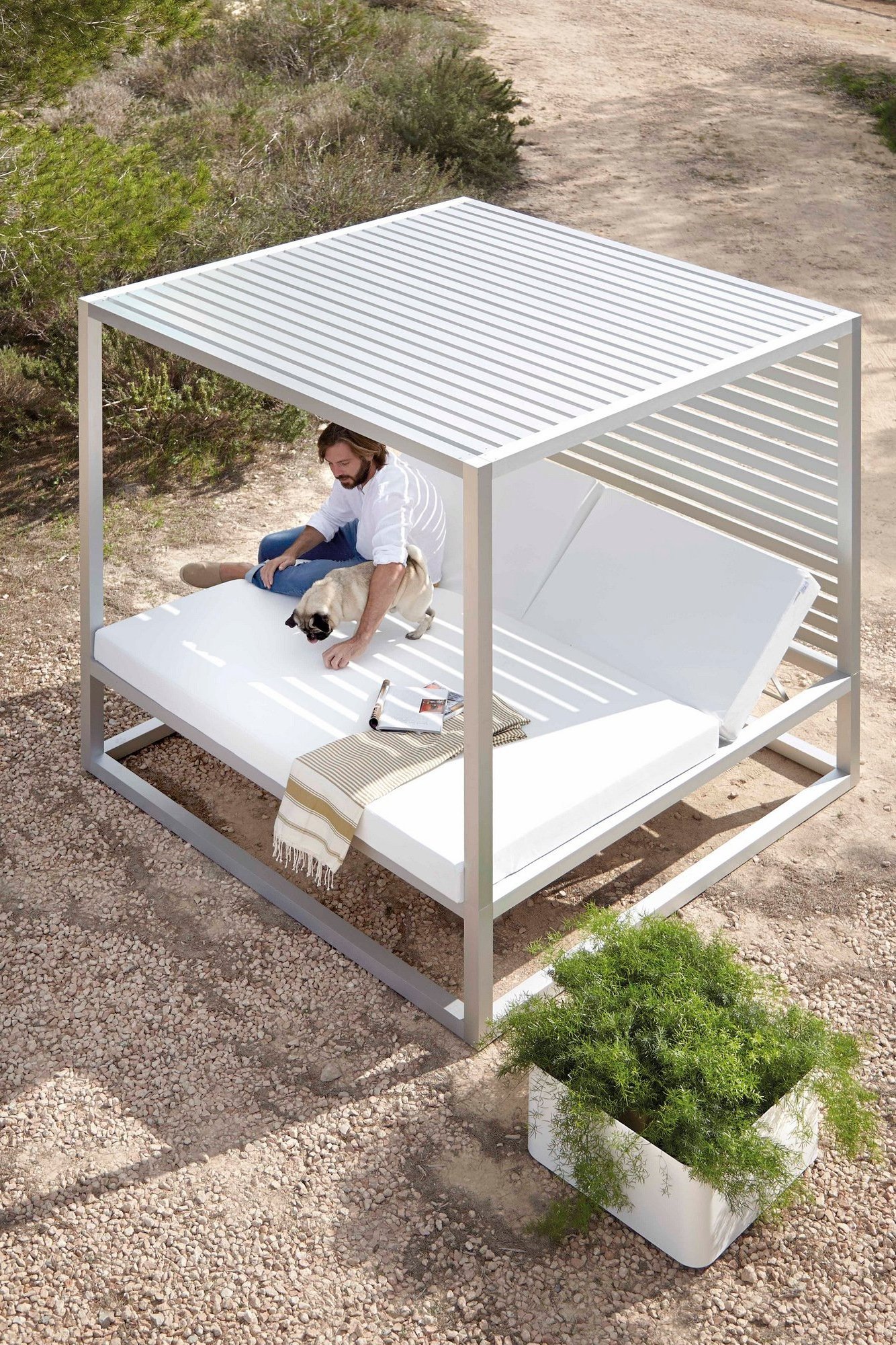 Modern patio leisure aluminum daybed outdoor patio poolside metal cabana daybed