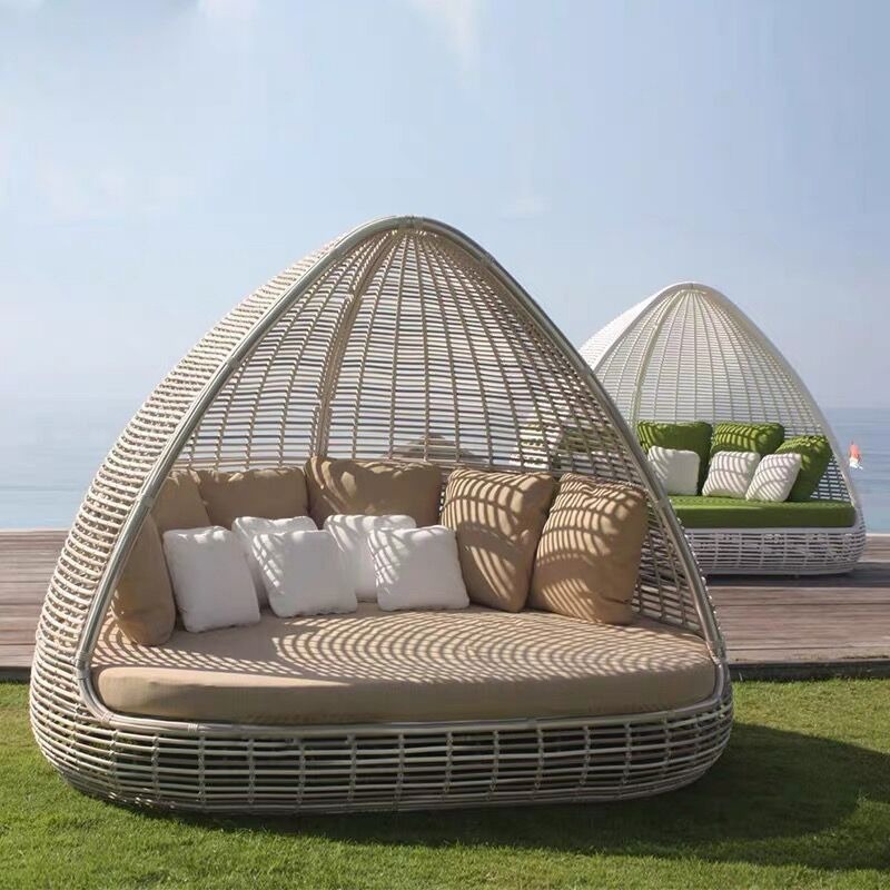 PE rattan oversize outdoor furniture garden big sunbed round daybed