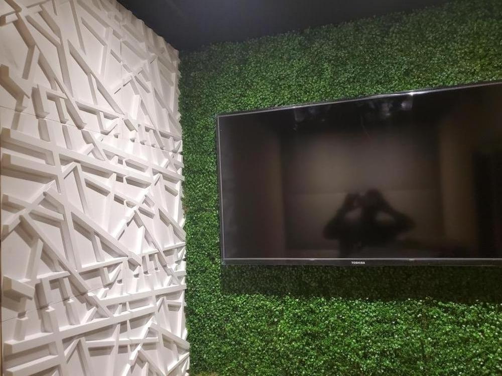 PVC 3D Wall Panel Geometric Crossing Lines for Residential and Commercial Interior Decor Matt White