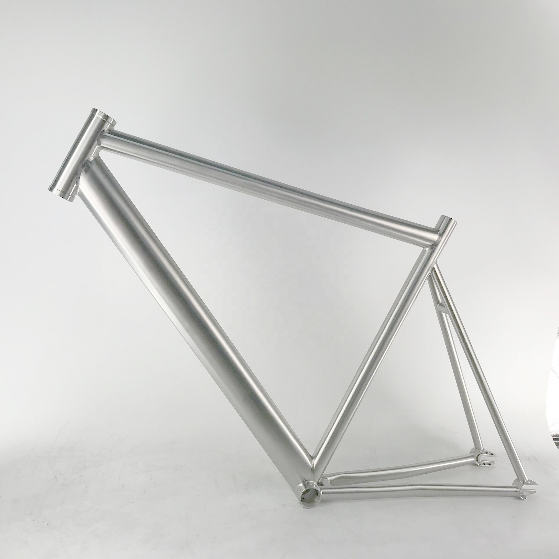 Single speed  newest titanium fixed gear road bike frame