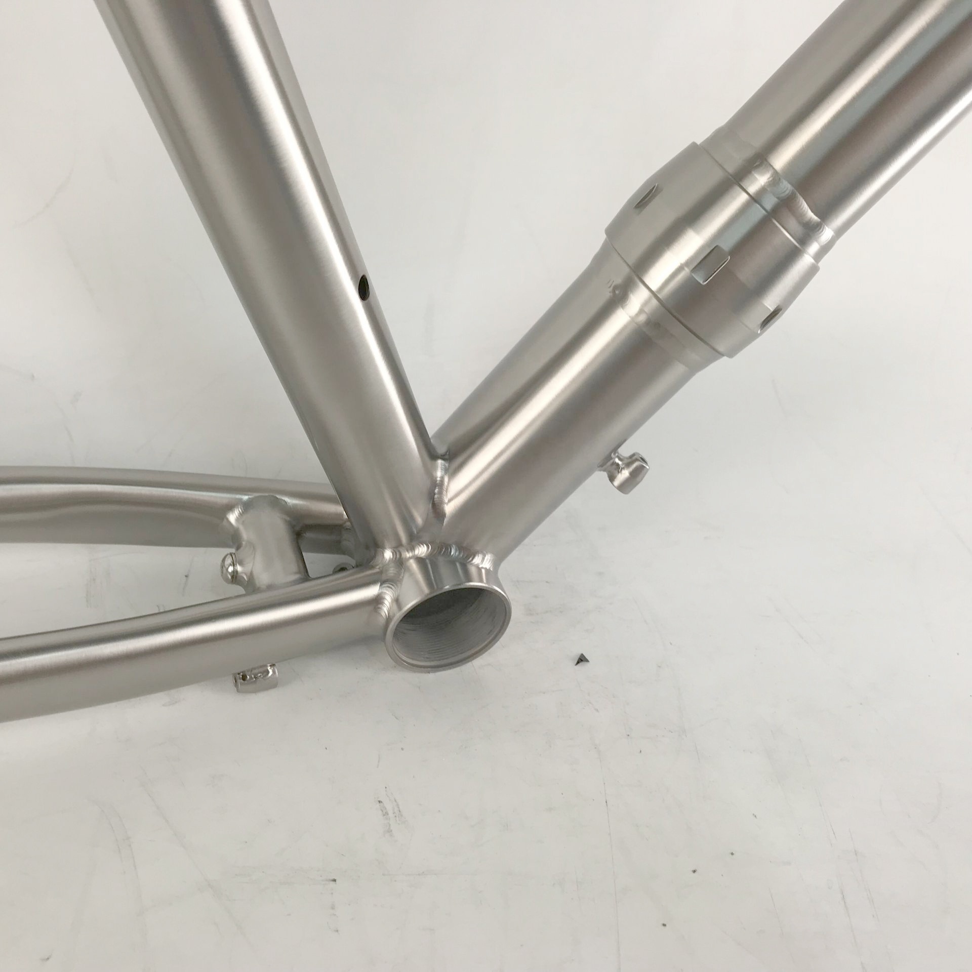 Ritchey brekeaway design  fold  bike titanium road bicycle frame with S&S couplers