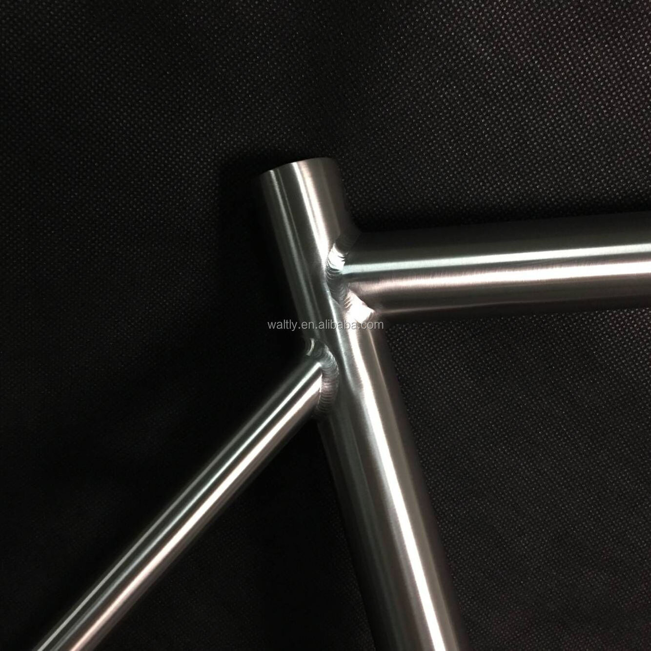 700c titanium bike frame disc road for internal cable routing