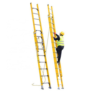 High Strength Insulation Portable Lightweight Retractable Extension Fiberglass Ladder with swiveling shoes and v-rung