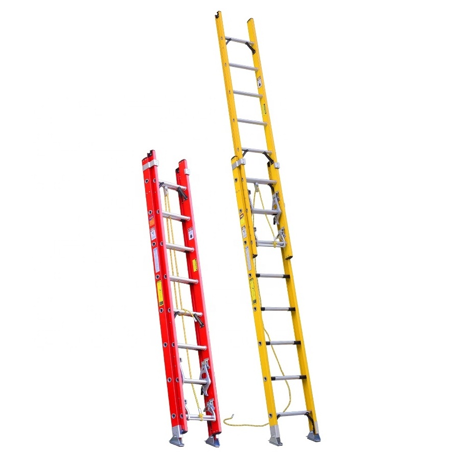 High Strength Insulation Portable Lightweight Retractable Extension Fiberglass Ladder with swiveling shoes and v-rung