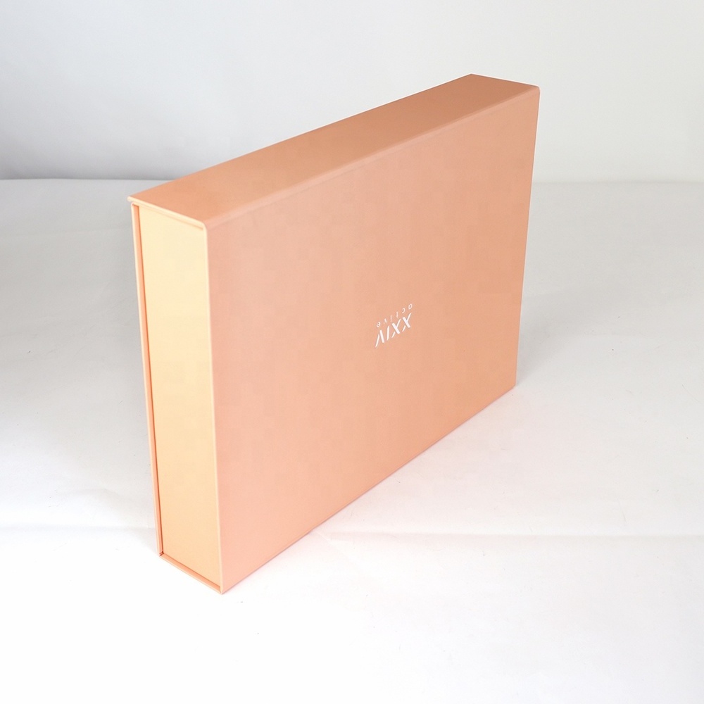 Eco Friendly Cardboard Rigid Magnetic Box with Foam Insert for Clothes T-shirt Clothing Gift Box